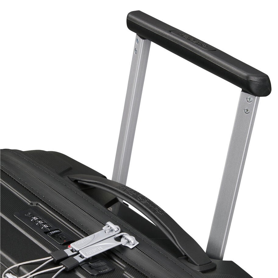 American Tourister Airconic Spinner Frontload Carry-On&trade; in the color Onyx Black. image number 6